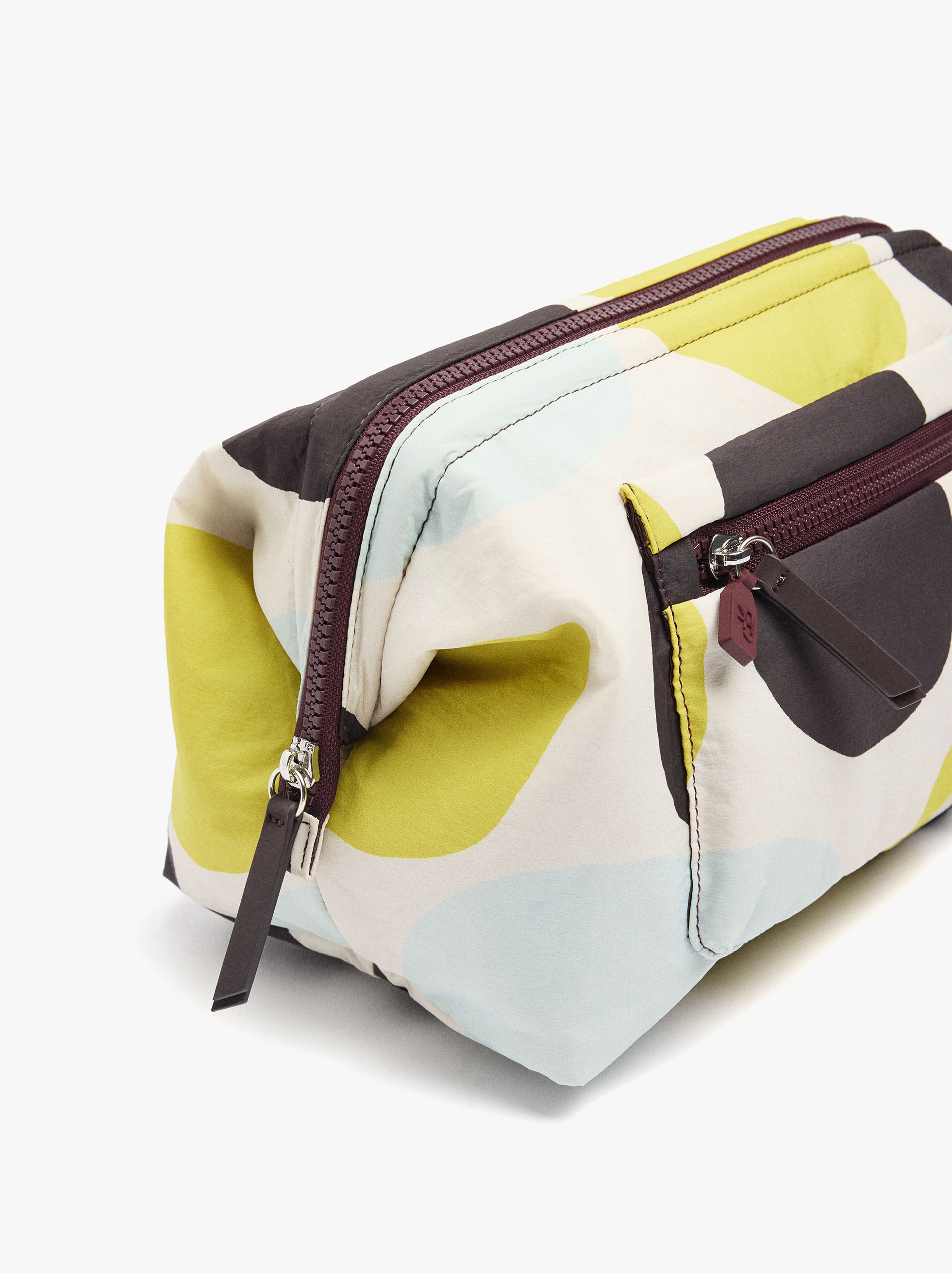 Printed nylon toiletry bag