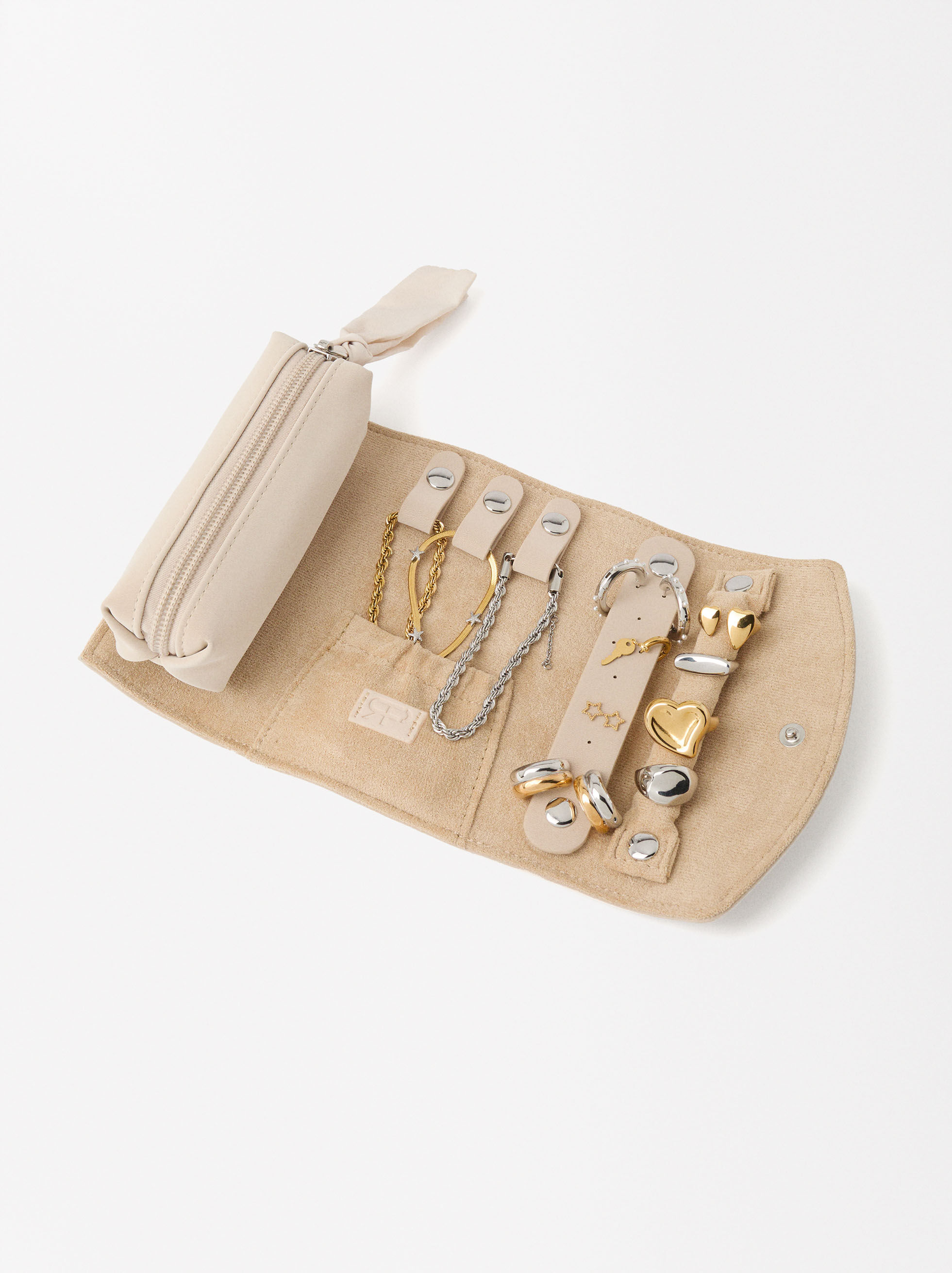Roll jewelry organizer