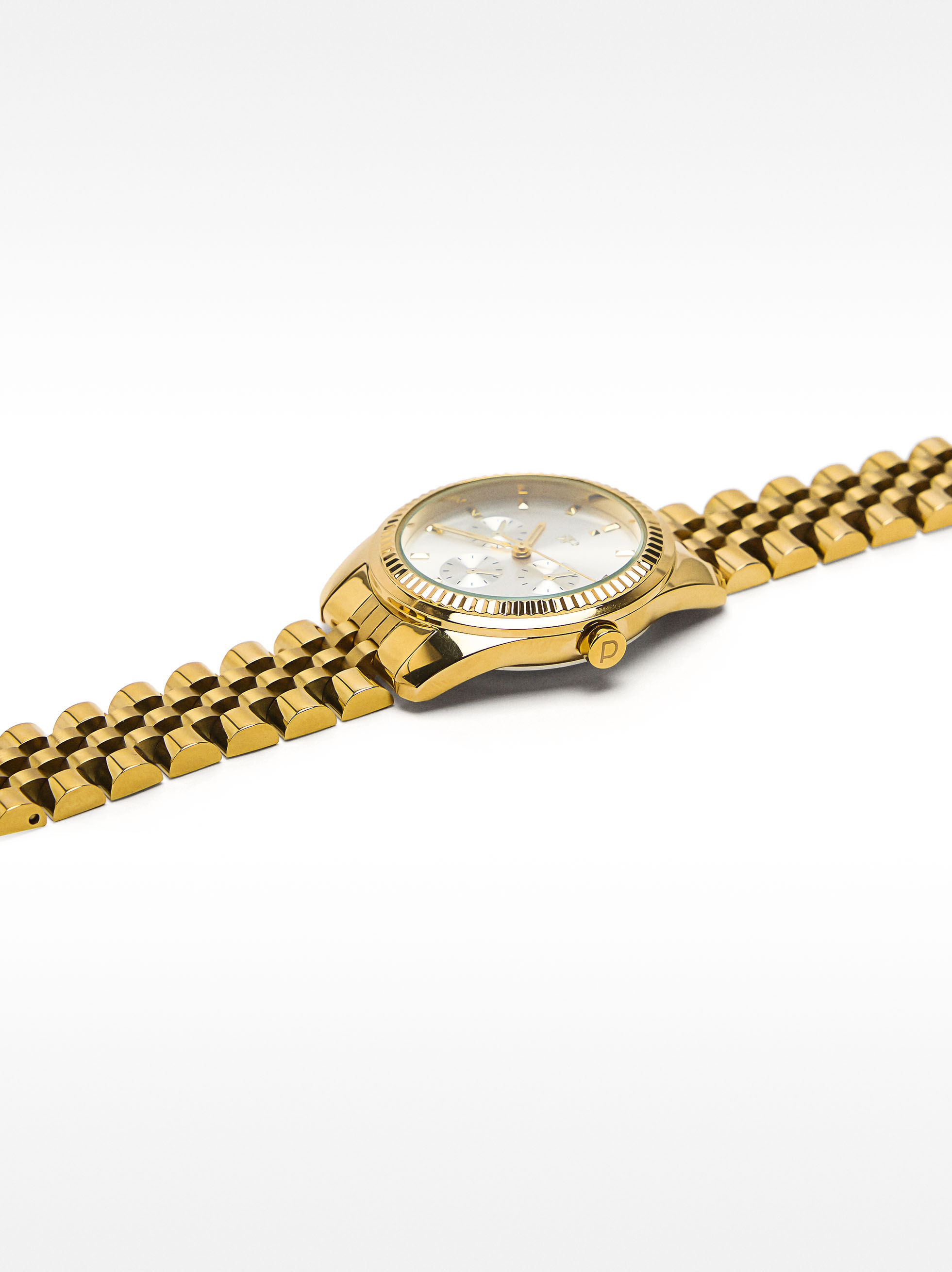 Watch with stainless steel bracelet