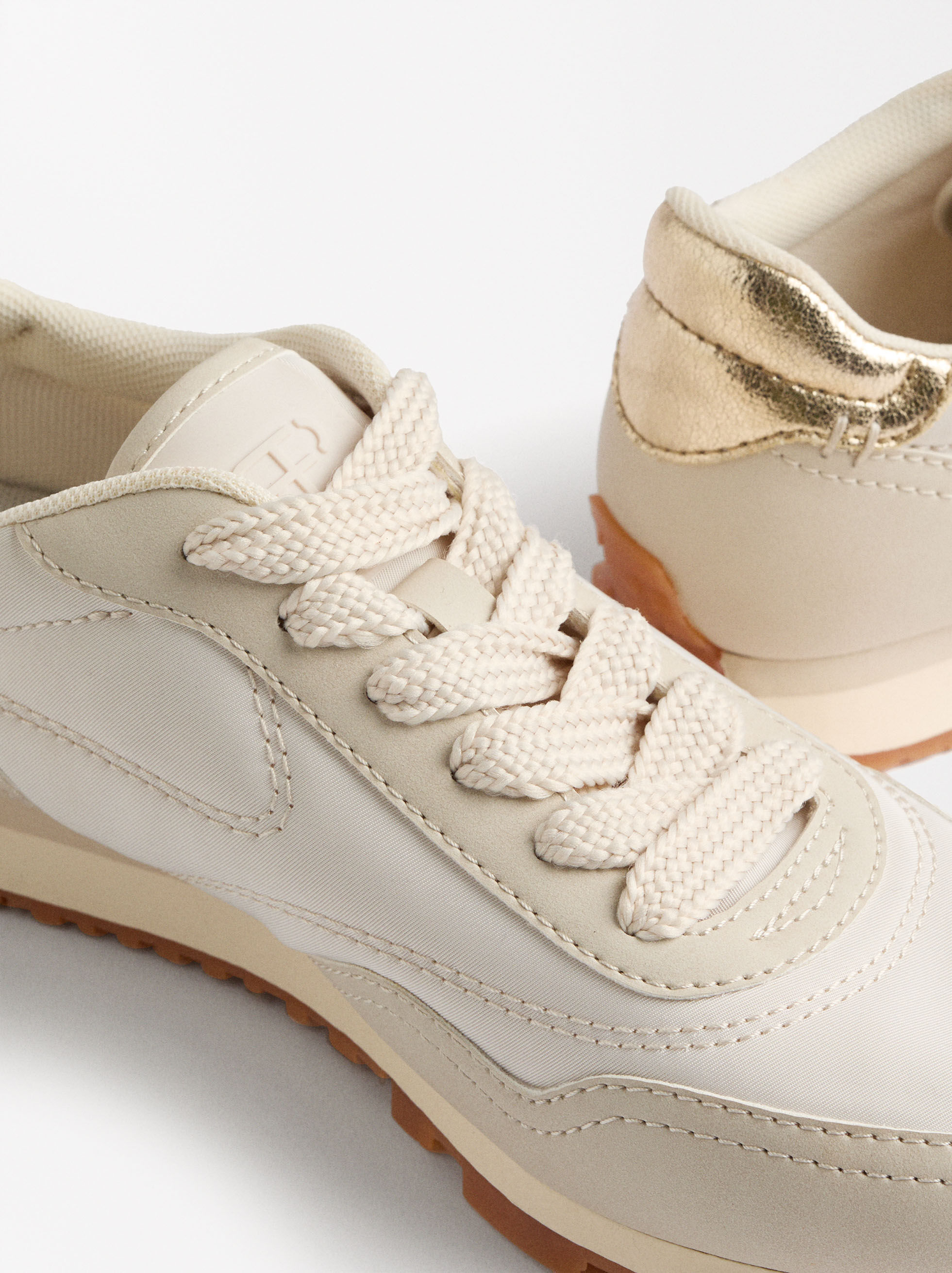 Combined nylon sneakers