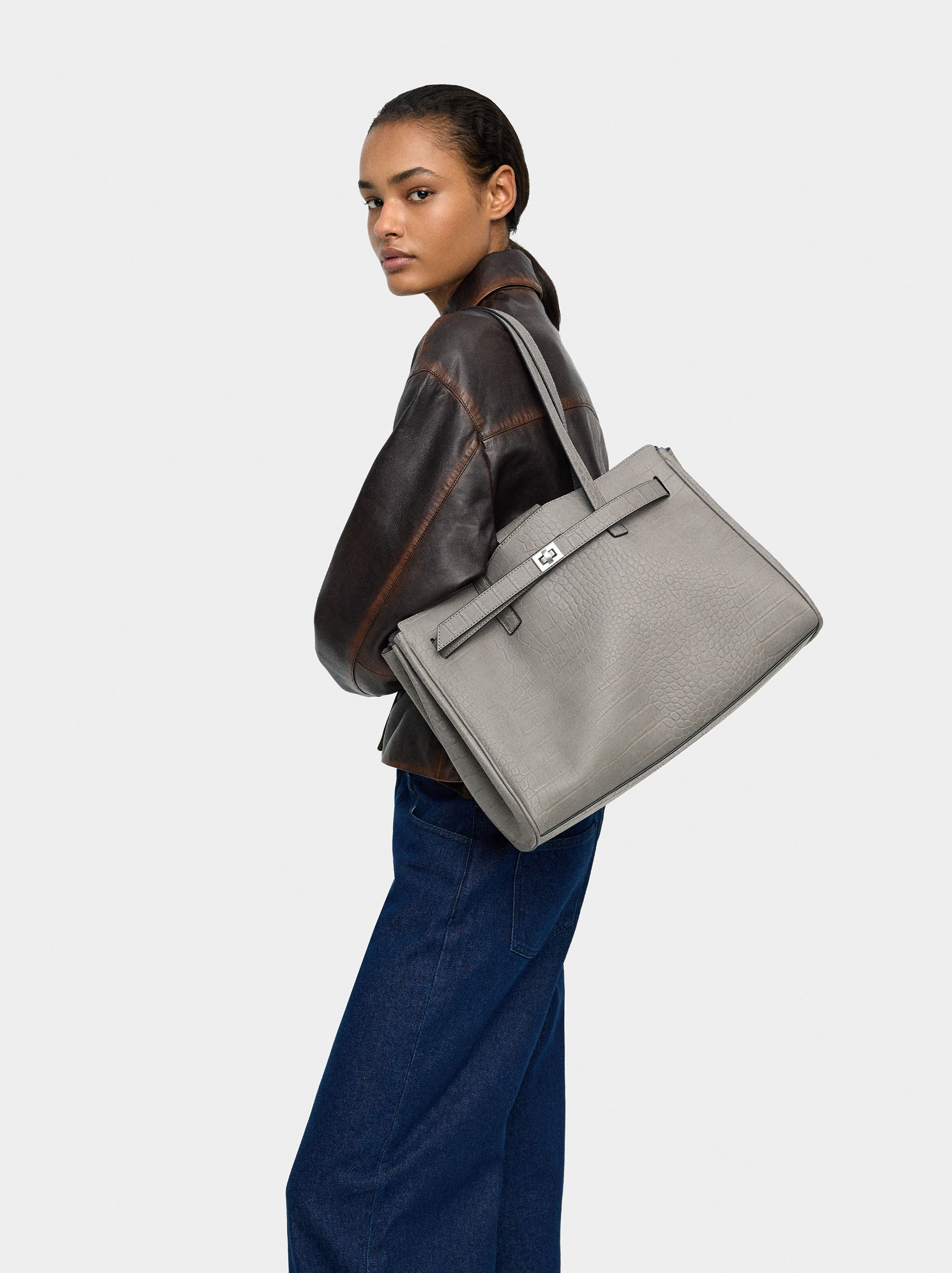13" Laptop Bag with Animal Engraving