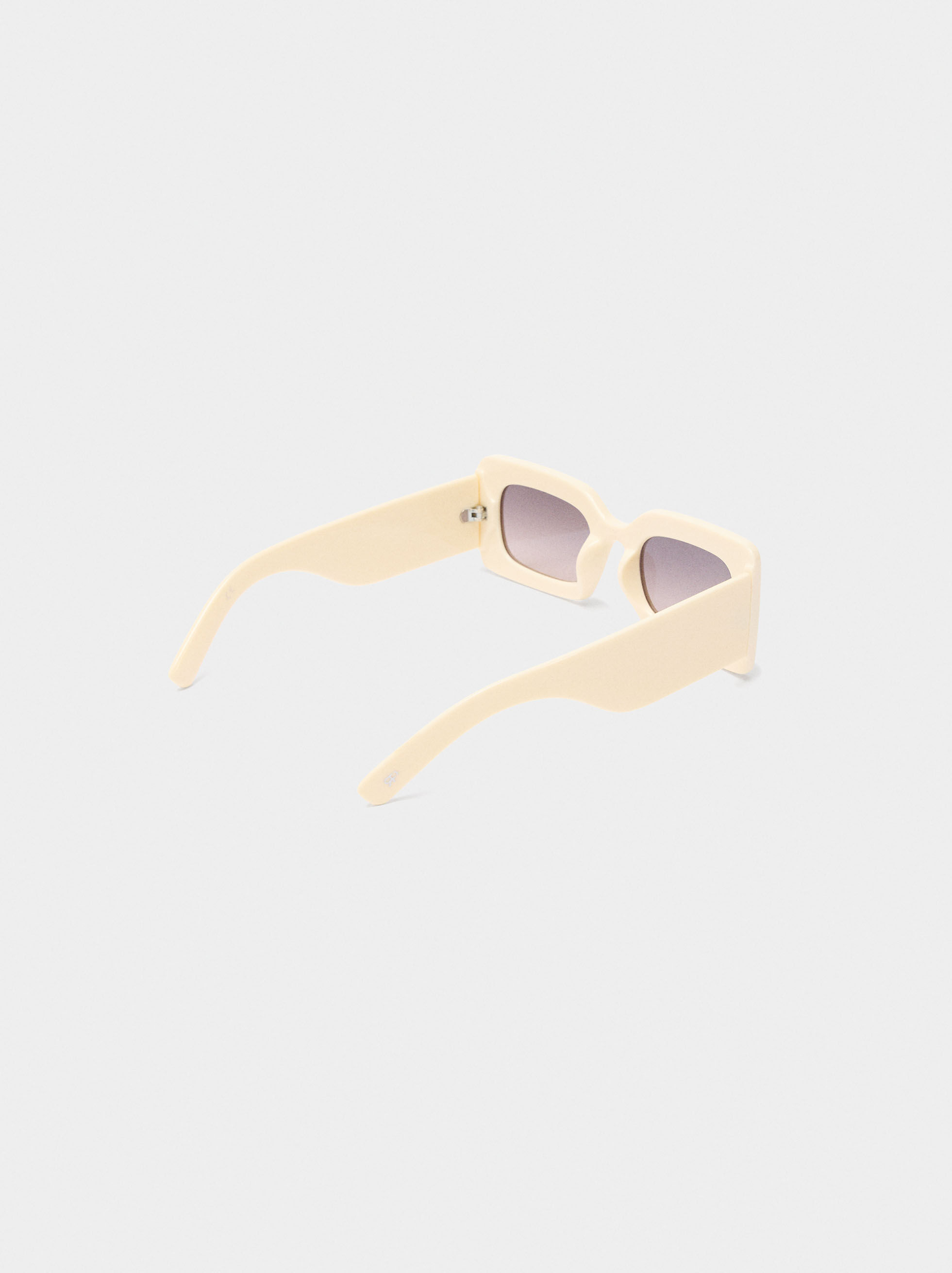 Rectangular sunglasses